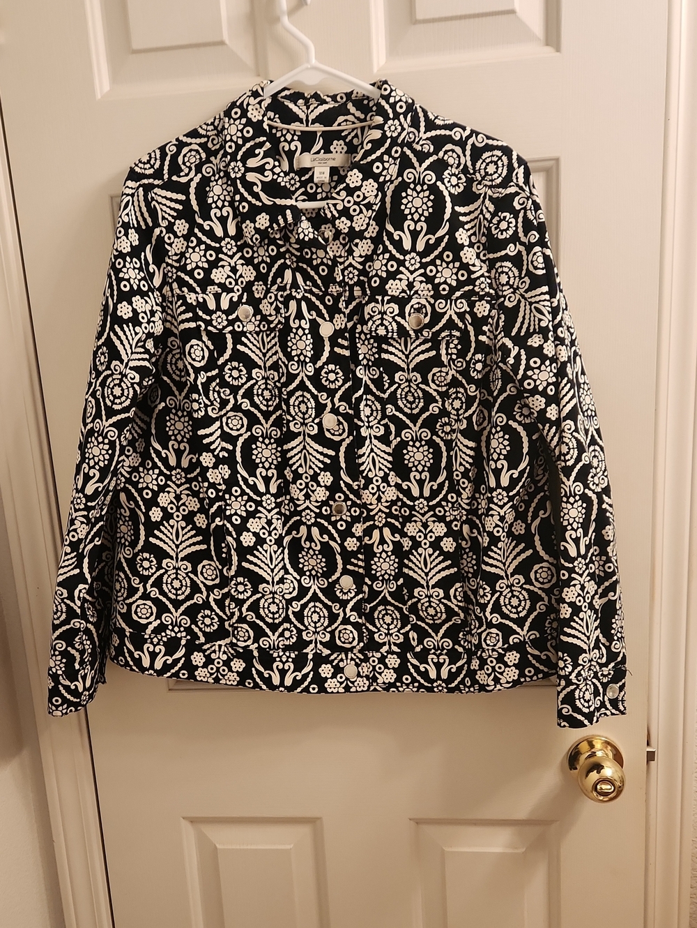 Liz Claiborne Black and White Patterned Jean Jacket